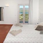 Deluxe In Amaca Angolo Di Paradiso Con Piscina Riscaldata E Sauna A Raggi Infrarossi 4*