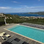Deluxe In Amaca Angolo Di Paradiso Con Piscina Riscaldata E Sauna A Raggi Infrarossi Konukevi Arzachena