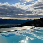 Deluxe In Amaca Angolo Di Paradiso Con Piscina Riscaldata E Sauna A Raggi Infrarossi Konukevi Arzachena