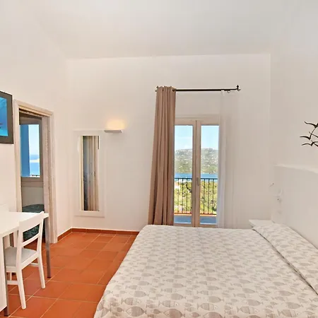 Stanza In Amaca Angolo Di Paradiso Piscina Riscaldata E Sauna Raggi Infrarossi 4* Arzachena