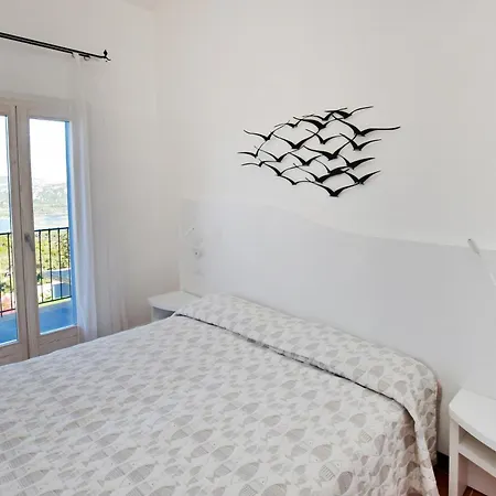 Guest house Stanza In Amaca Angolo Di Paradiso Piscina Riscaldata E Sauna Raggi Infrarossi Arzachena