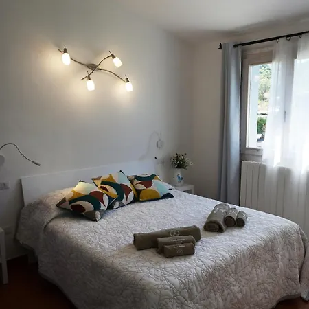 Deluxe In Amaca Angolo Di Paradiso Con Piscina Riscaldata E Sauna A Raggi Infrarossi Penzion 4*