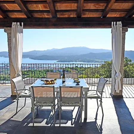 Deluxe In Amaca Angolo Di Paradiso Con Piscina Riscaldata E Sauna A Raggi Infrarossi 4*