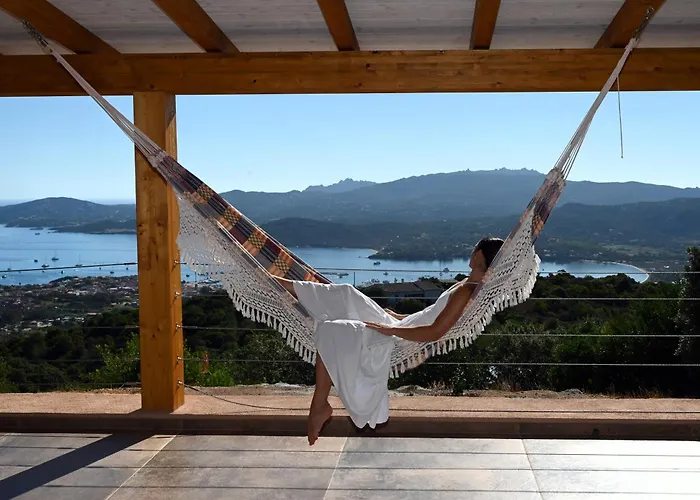 Casa de hóspedes Stanza In Amaca Angolo Di Paradiso Piscina Riscaldata E Sauna Raggi Infrarossi Arzachena