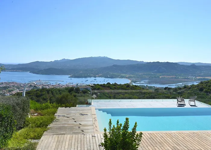 Casa de hóspedes Stanza In Amaca Angolo Di Paradiso Piscina Riscaldata E Sauna Raggi Infrarossi Arzachena
