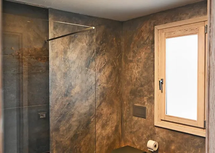 Stanza In Amaca Angolo Di Paradiso Piscina Riscaldata E Sauna Raggi Infrarossi Casa de hóspedes